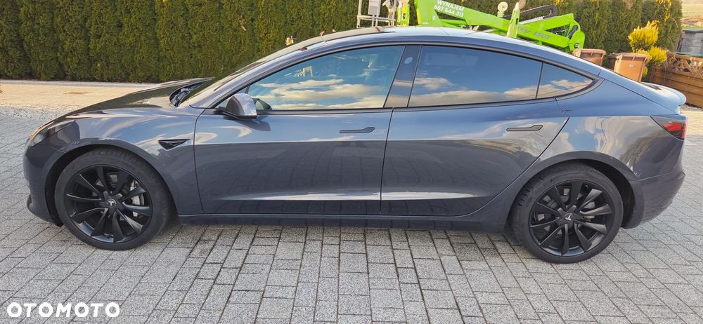 Tesla Model 3 Langstreckenbatterie Allradantrieb Dual Motor - 14