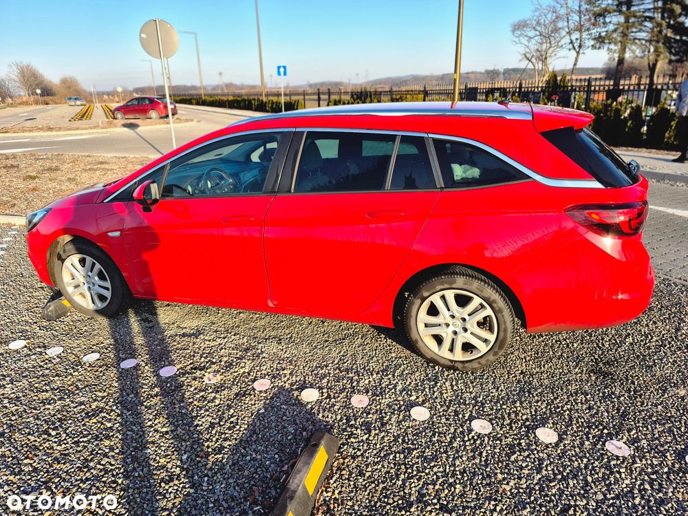 Opel Astra - 4