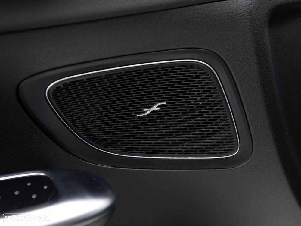 Mercedes-Benz C 300 d AMG Line - 16