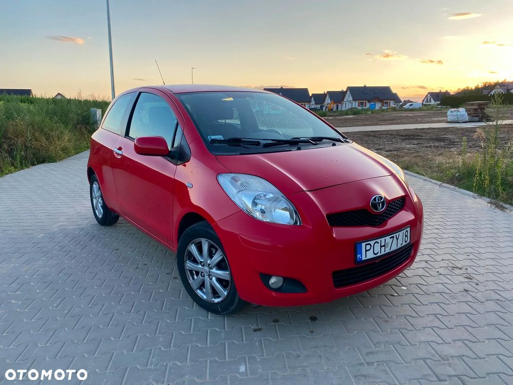 Toyota Yaris 1.33 2010 - 1
