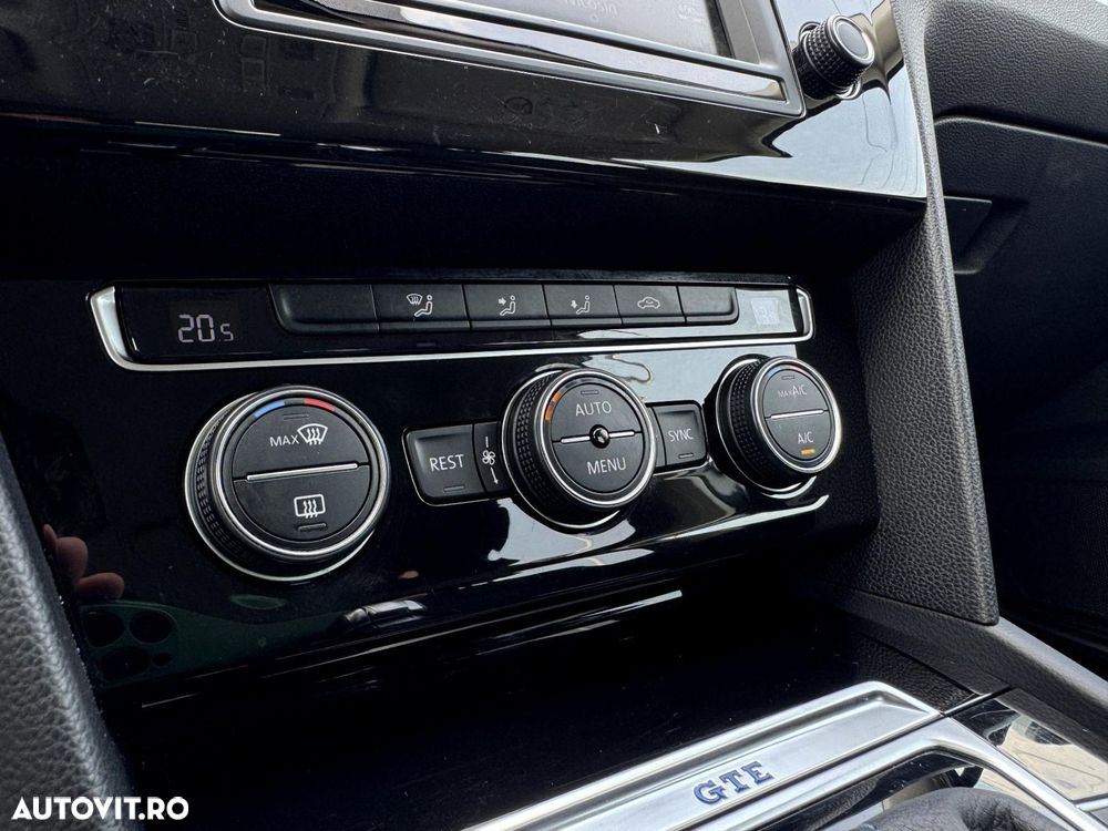 Volkswagen Passat - 17