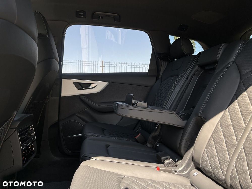 Audi Q7 - 19