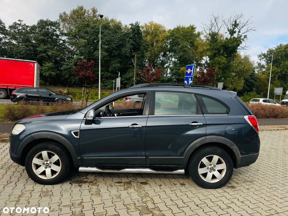 Chevrolet Captiva 2.4 4WD 7 Sitzer LT - 8