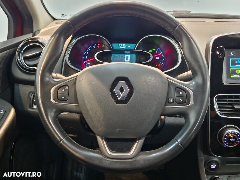Renault Clio TCe Intens - 18