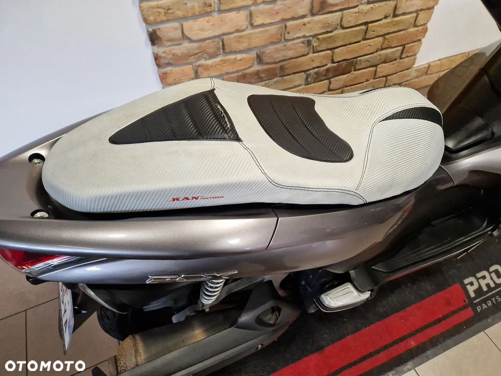 Honda PCX - 15