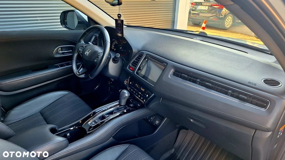 Honda HR-V 1.5 Executive (ADAS) CVT - 17