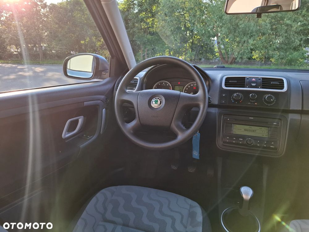 Skoda Fabia 1.4 16V Comfort - 24