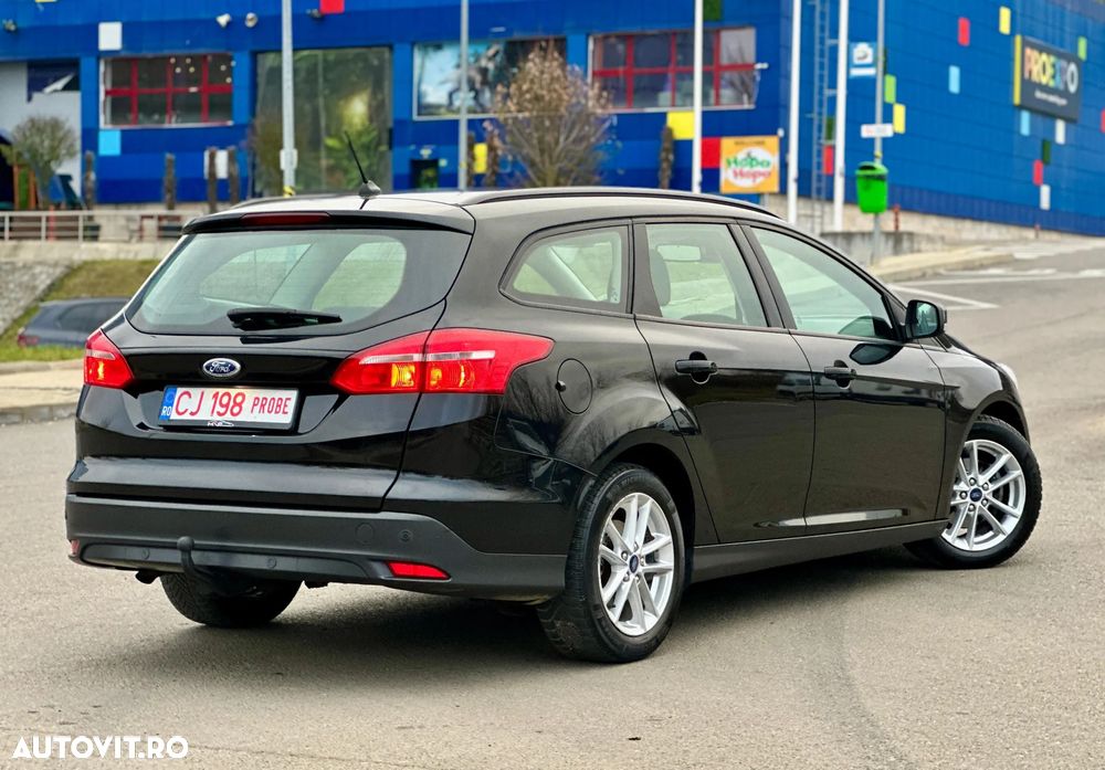 Ford Focus 1.5 EcoBlue Start-Stopp-System TITANIUM - 3