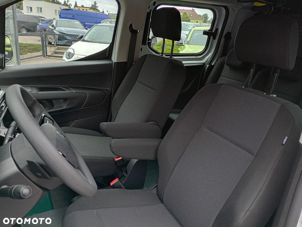 Citroën Berlingo załogowy XL 130KM automat - 25