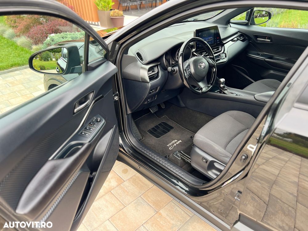Toyota C-HR 1.8 HSD 122 CP 4x2 CVT Style - 16