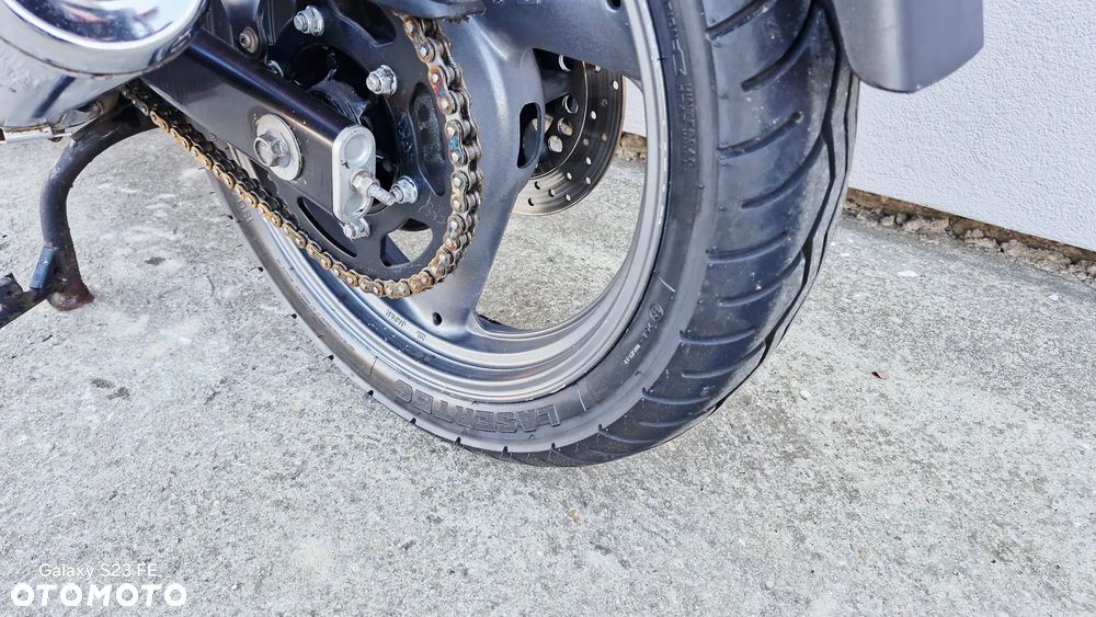 Yamaha XJ - 6