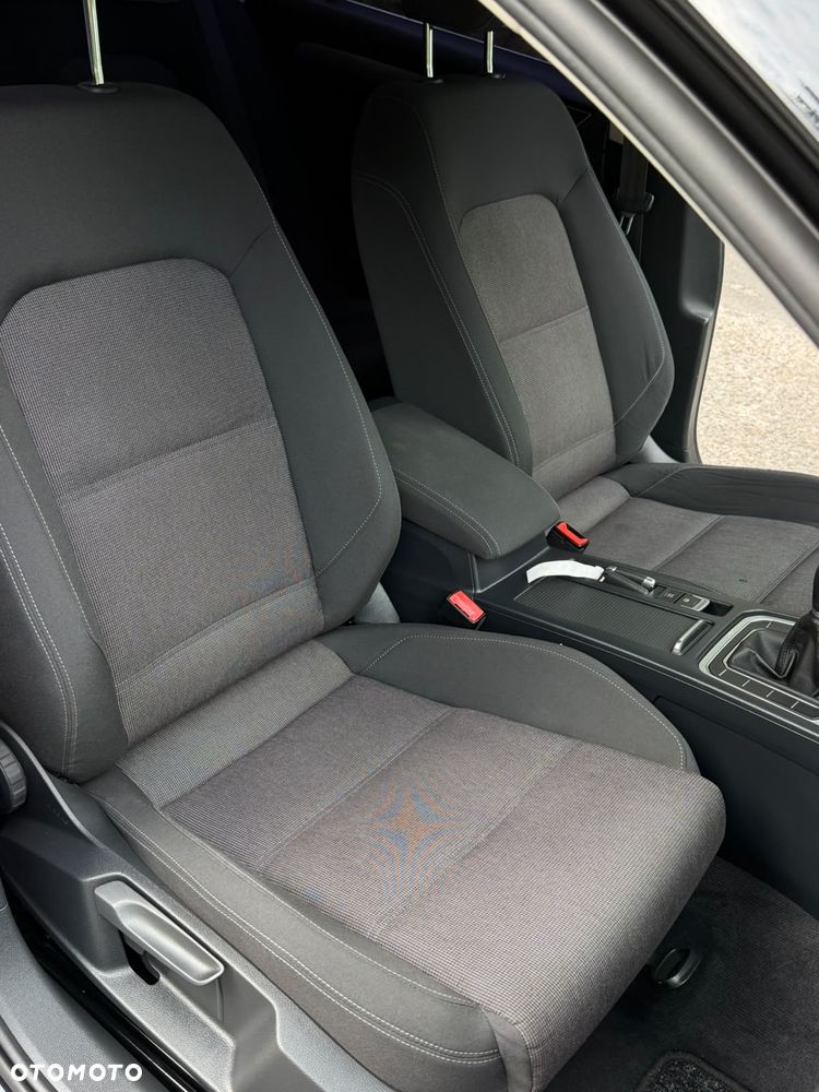 Volkswagen Passat 2.0 TDI (BlueMotion Technology) Comfortline - 19