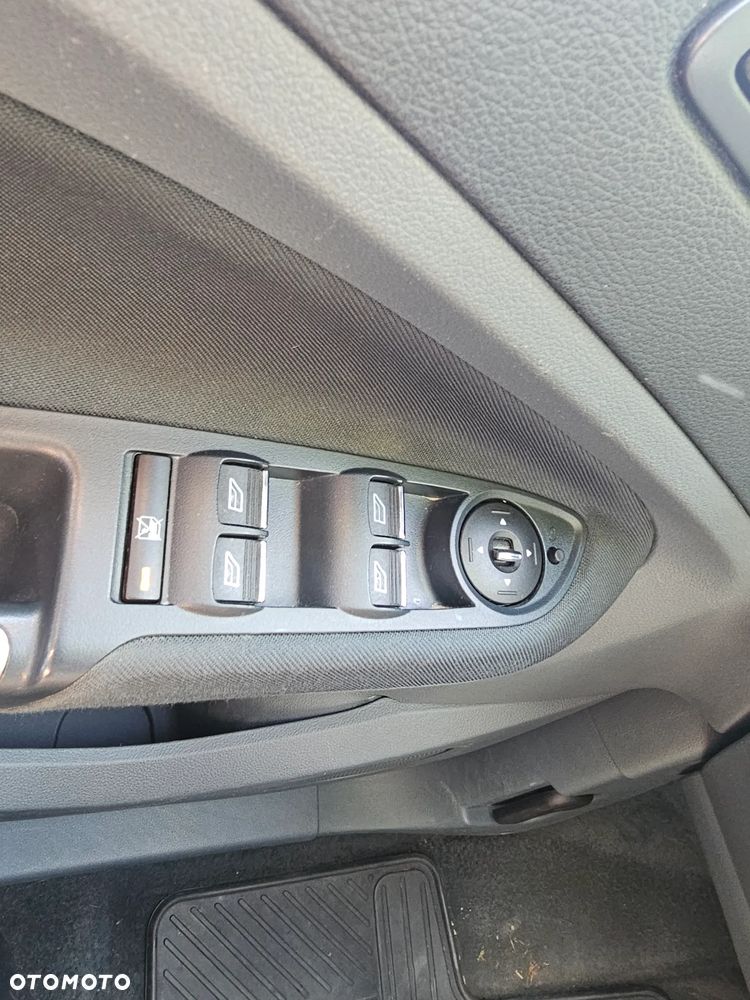 Ford C-MAX 1.6 Trend - 21