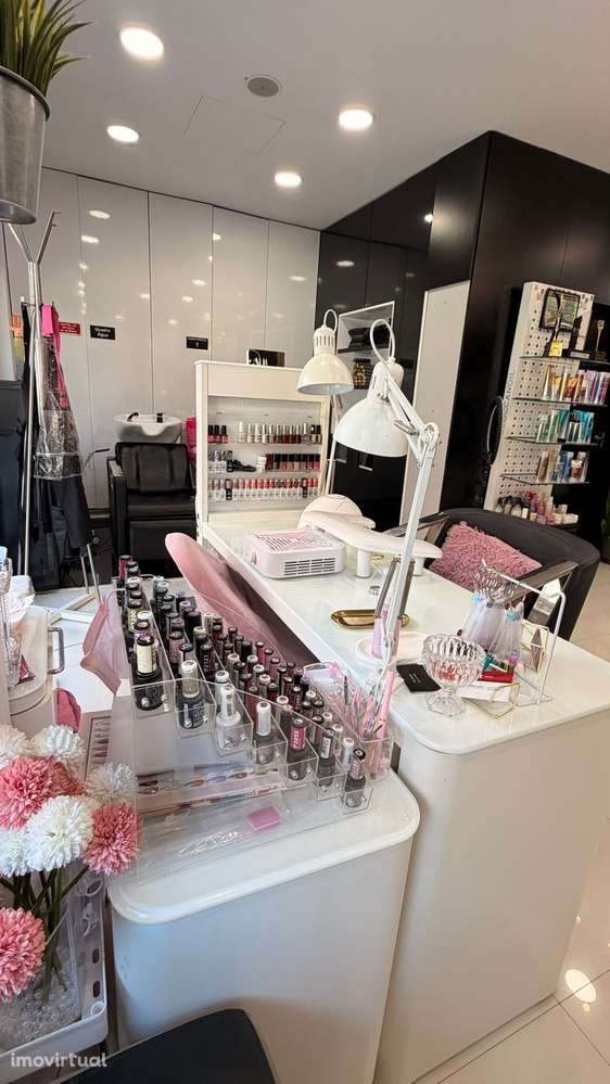 Arrendamento de Mesa de Manicure – Espaço Premium - Grande imagem: 4/5