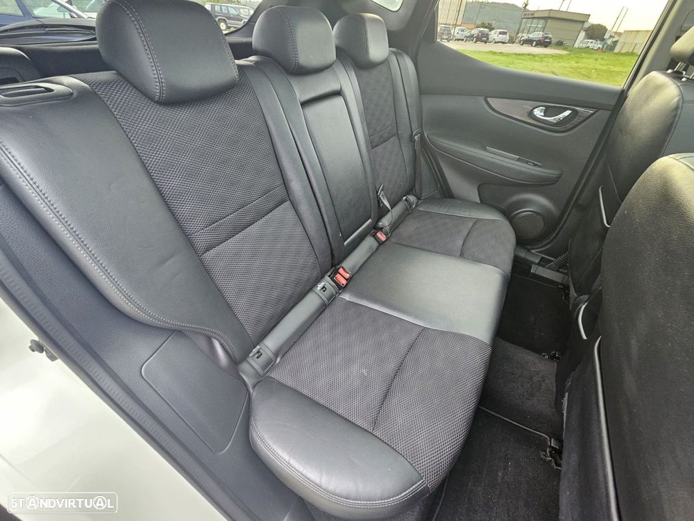 Nissan Qashqai 1.5 dCi Tekna J19 - 23