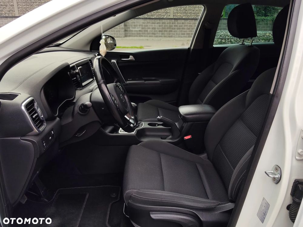 Kia Sportage - 12