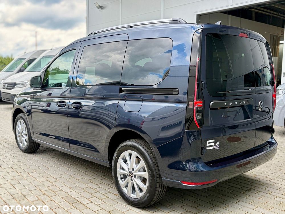Volkswagen Caddy silnik: 1,5 l TSI EU6 116 KM / skrzynia biegów: automatyczna DSG, 7-biegowa rozstaw osi: 2755 mm - 14