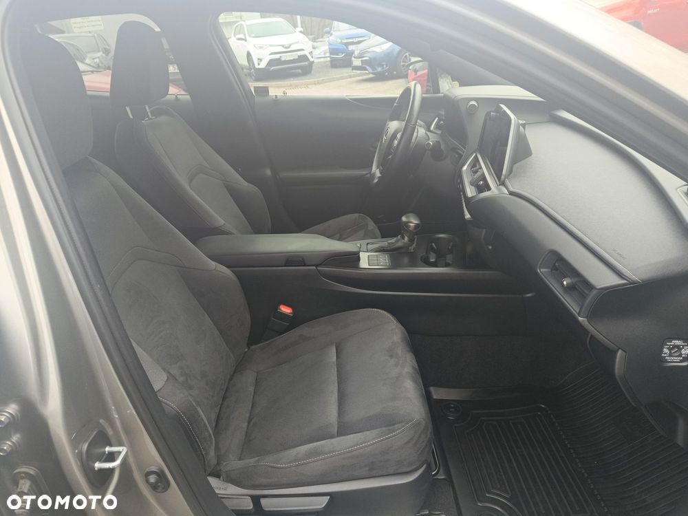 Lexus UX 250h GPF Business 2WD - 9