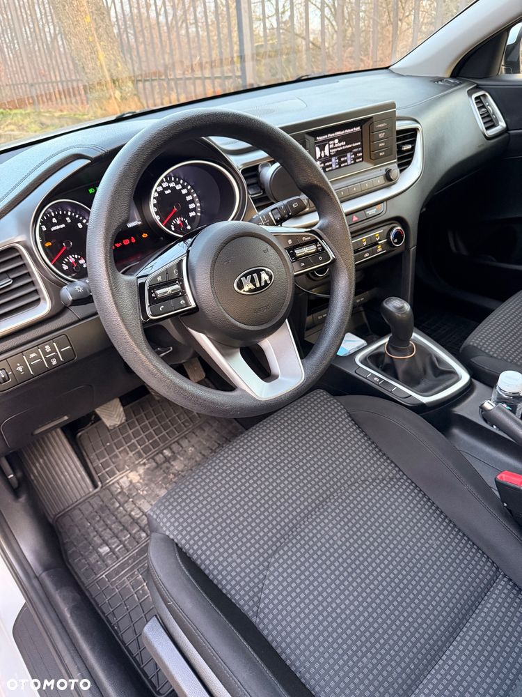 Kia Ceed 1.0 T-GDI M - 31