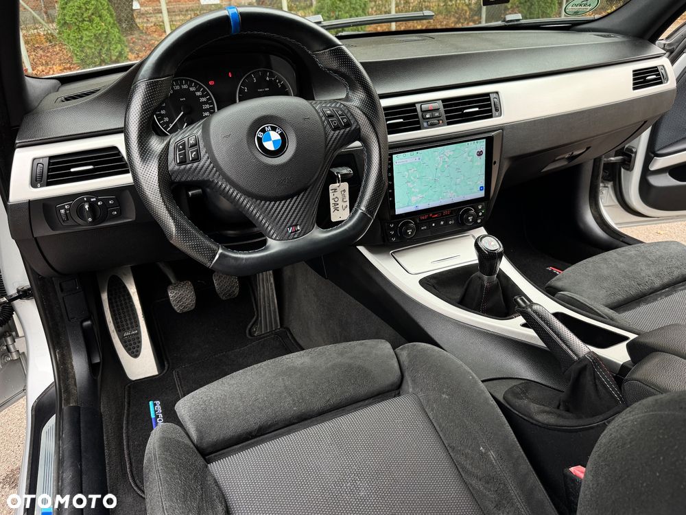BMW Seria 3 320i - 18