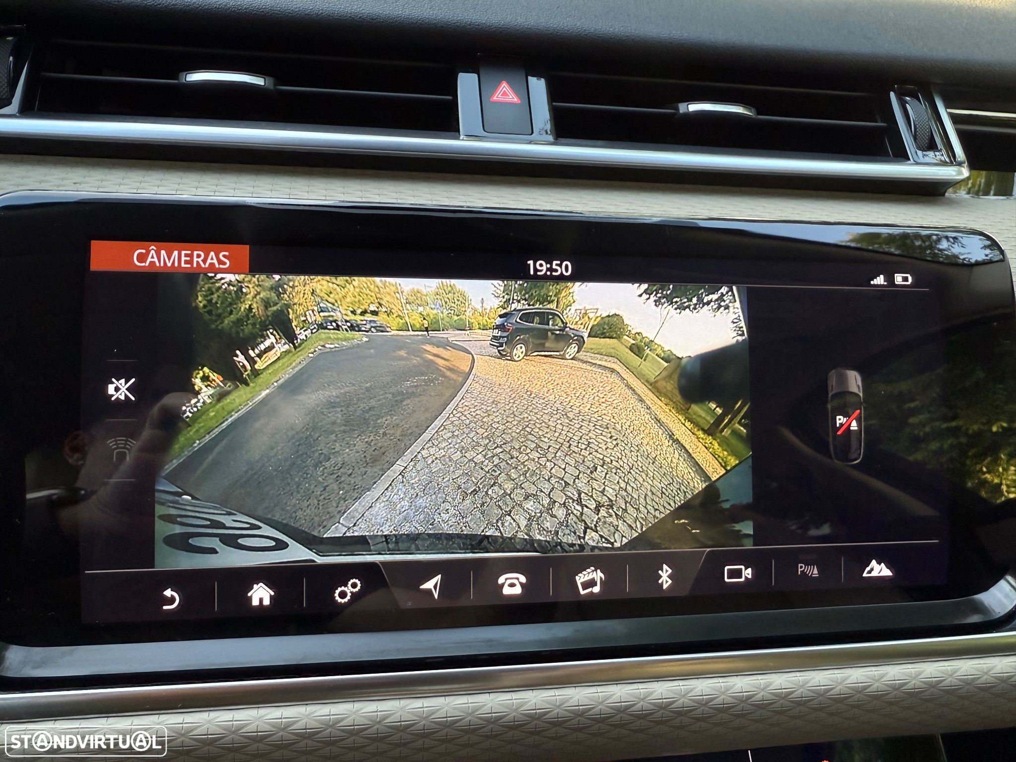 Land Rover Range Rover Velar 3.0 D R-Dynamic S - 36
