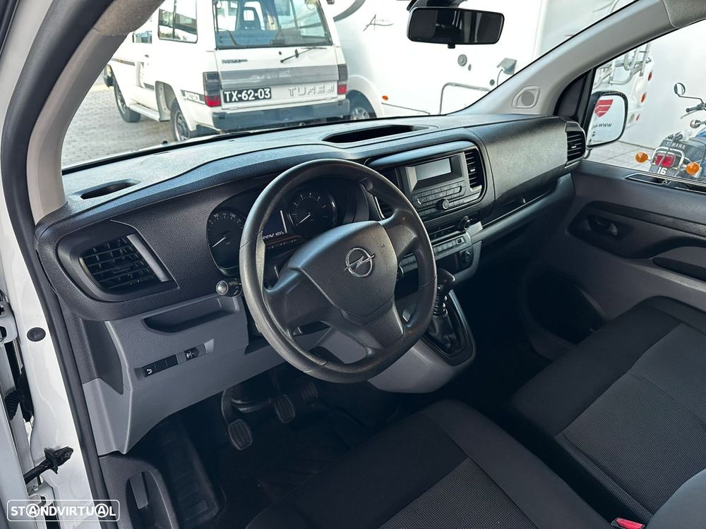 Opel Vivaro 1.5 CDTi L3H1 Essentia - 12