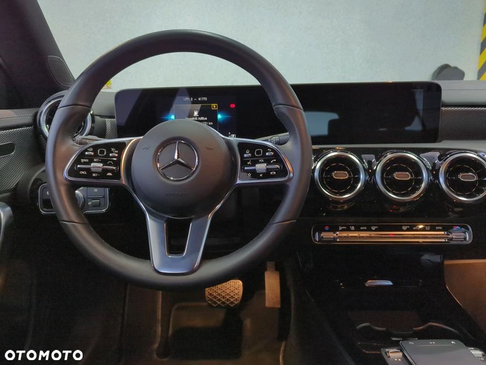 Mercedes-Benz CLA - 7