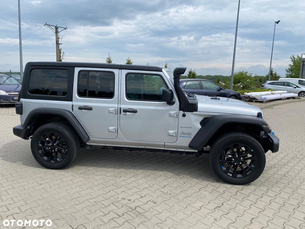 Jeep Wrangler 2.0 4xe Plug-In Hybrid Hardtop Sahara - 11