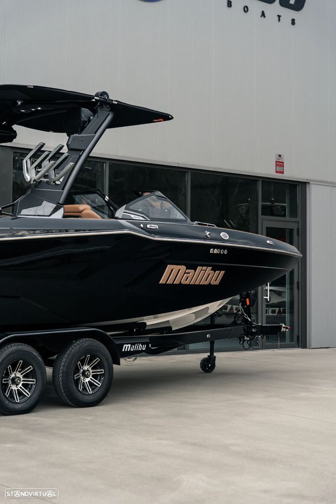 Malibu 23 MXZ - 9