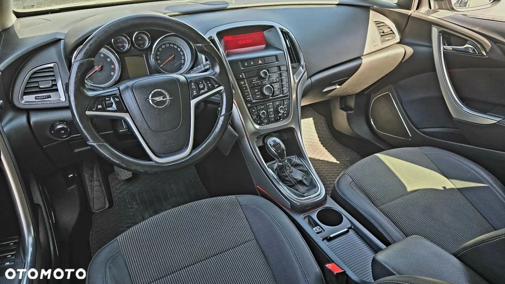 Opel Astra 1.4 Turbo Innovation - 15