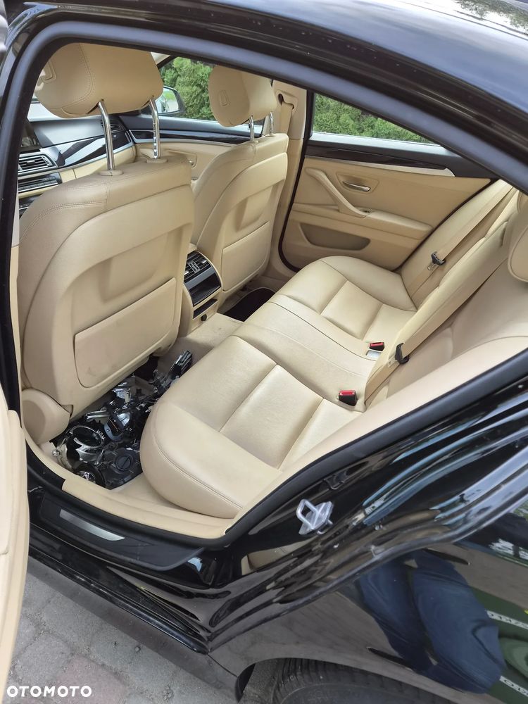 BMW Seria 5 520i - 9