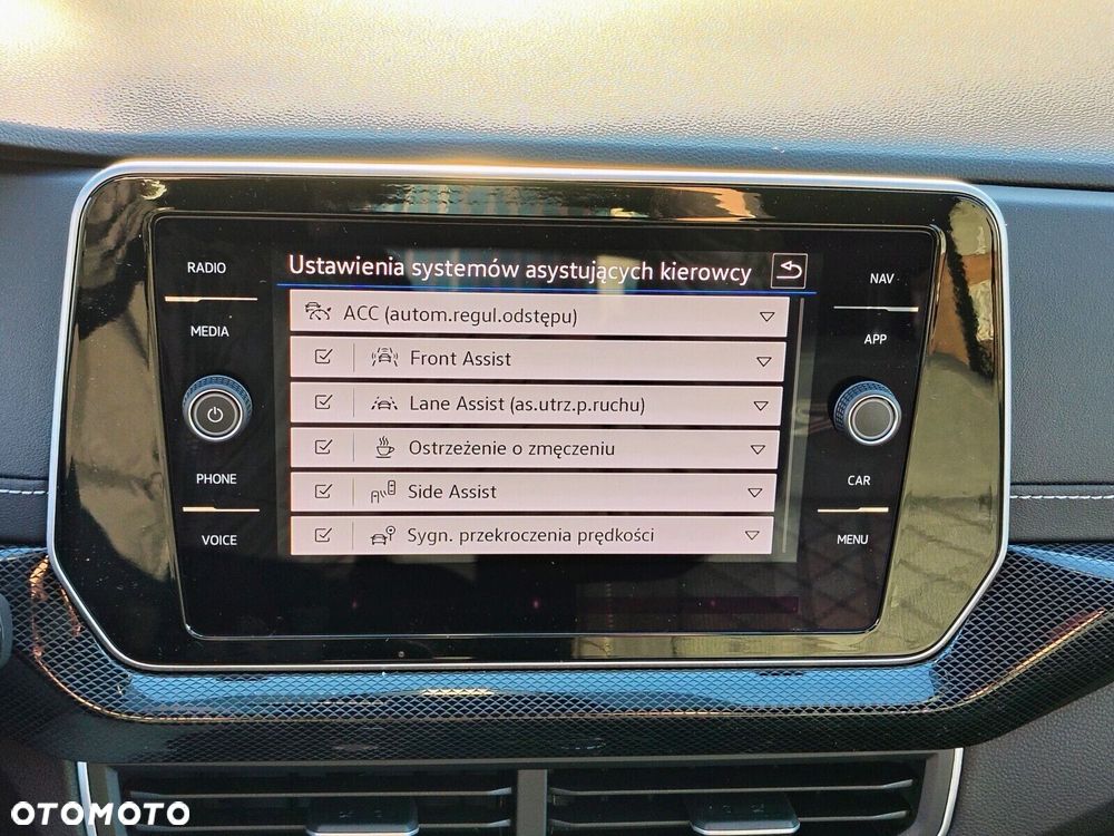 Volkswagen T-Cross - 15