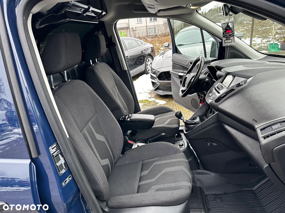 Ford Transit Connect - 12