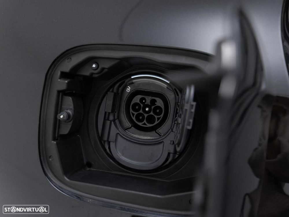 Mercedes-Benz A 250 e 8G-DCT Style - 14