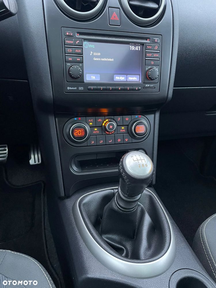 Nissan Qashqai - 22