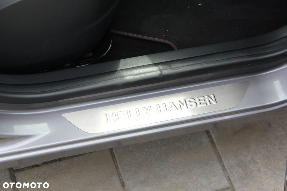 Renault Captur TCe 120 EDC Helly Hansen - 2