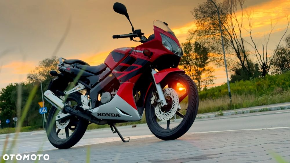 Honda CBR - 15