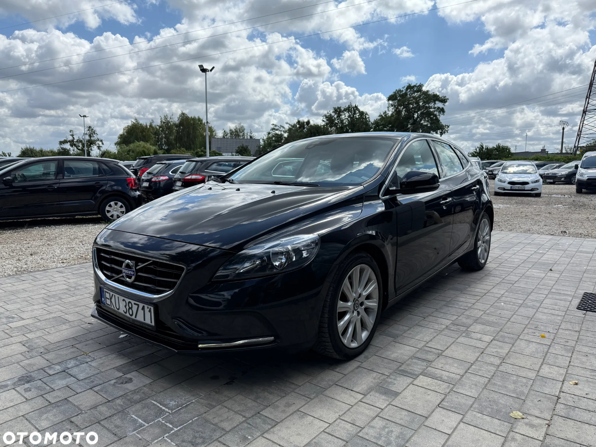 Volvo V40 D2 - 12