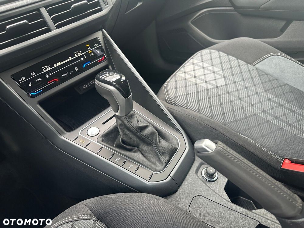 Volkswagen Polo - 22