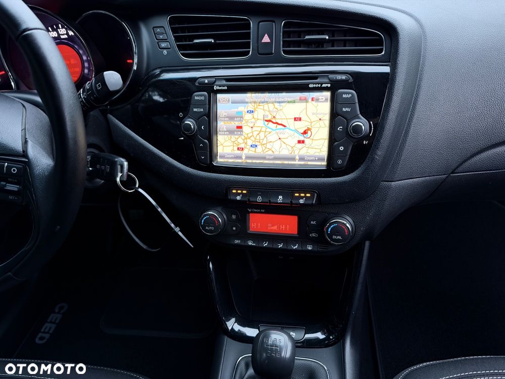 Kia Ceed - 7