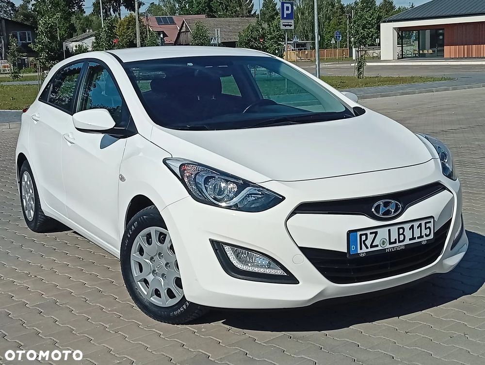 Hyundai i30 1.4 Blue Comfort - 23