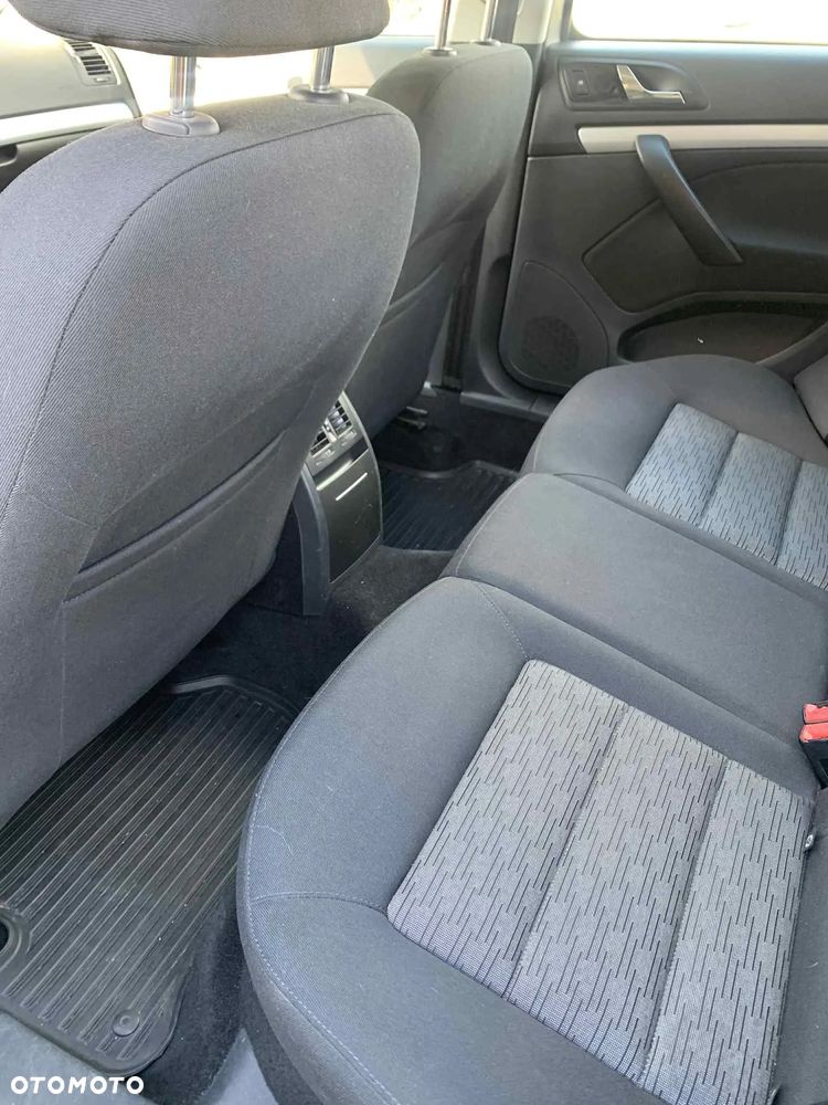 Skoda Octavia 1.8 T FSI Ambiente - 10