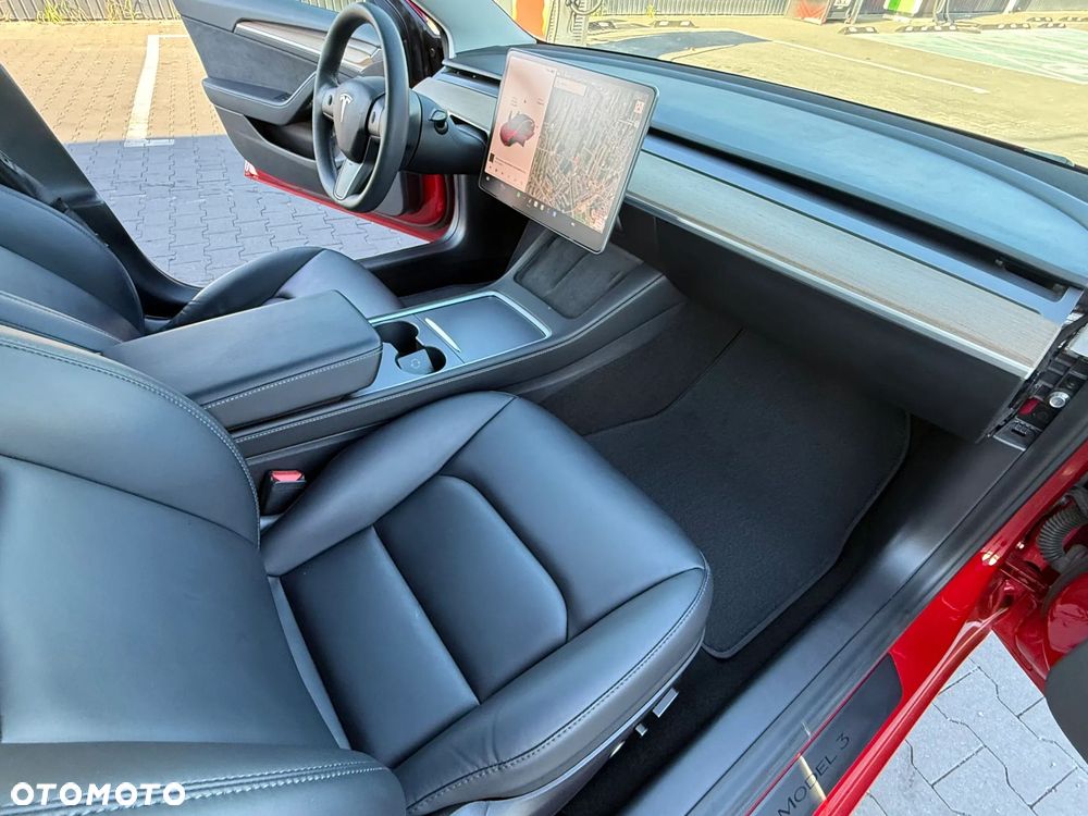 Tesla Model 3 Performance AWD - 14