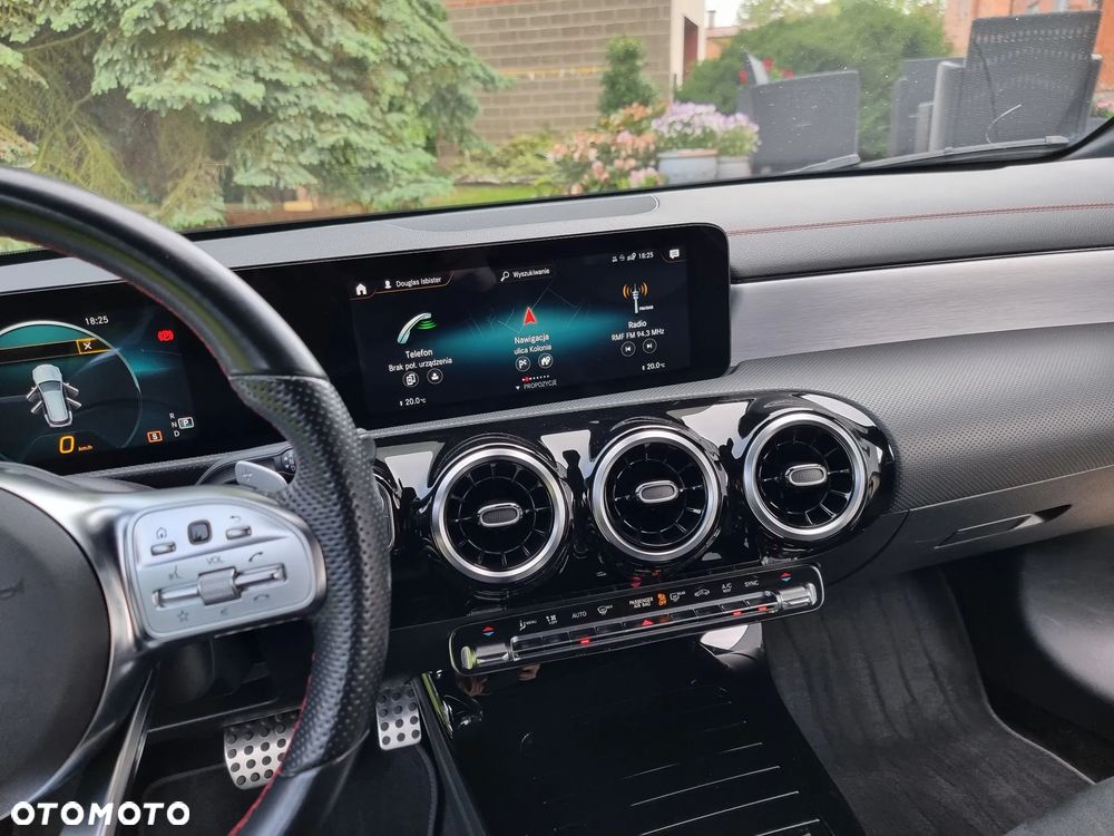 Mercedes-Benz CLA 200 d 8G-DCT Progressive - 26