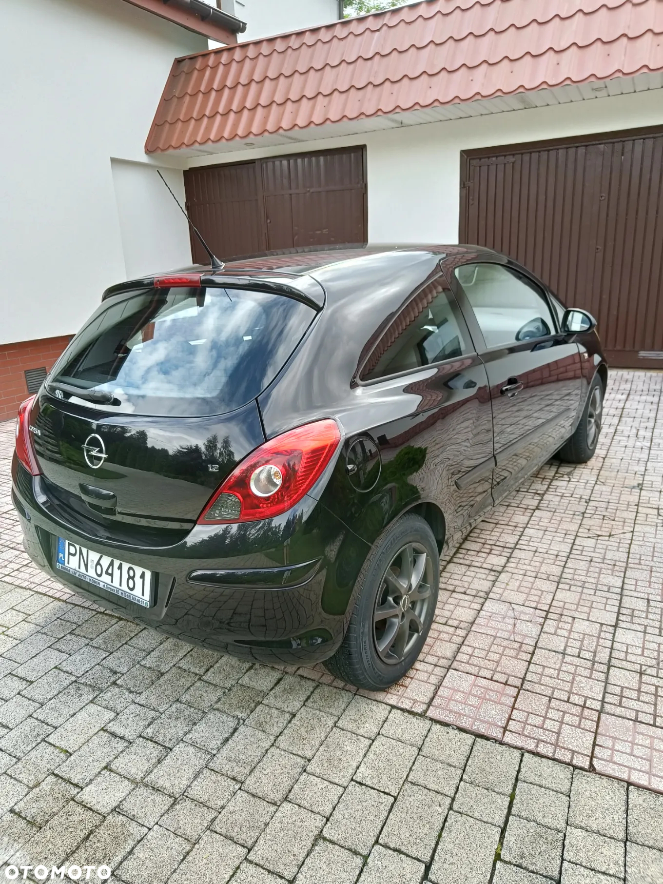 Opel Corsa 1.2 16V Cosmo - 4