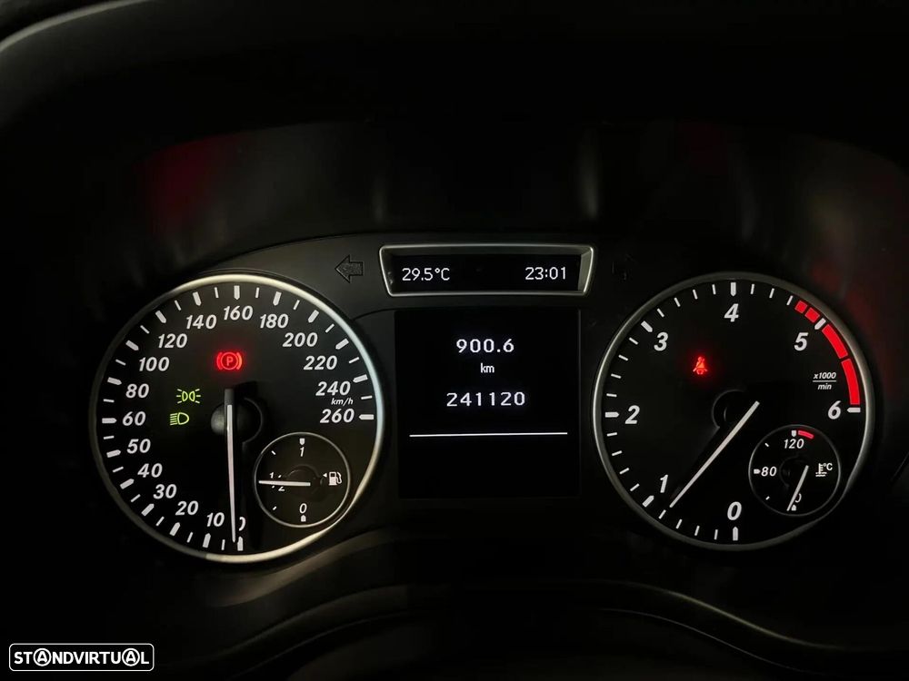 Mercedes-Benz B 180 (CDI) d Urban - 20