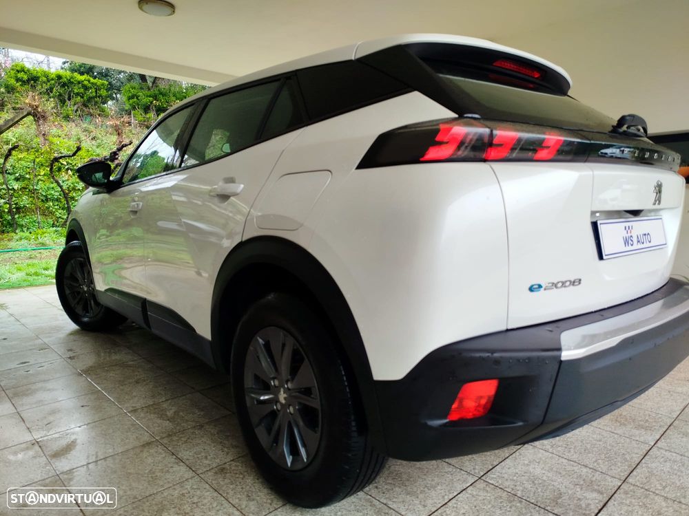 Peugeot e-2008 Active Pack - 4