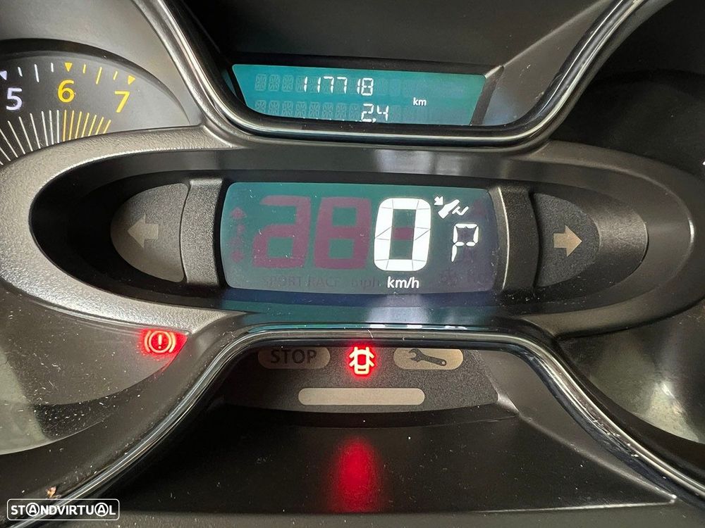 Renault Captur TCe 120 EDC Luxe - 13