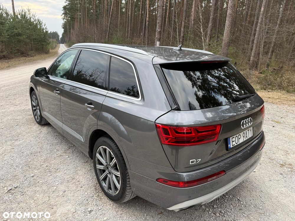 Audi Q7 - 5