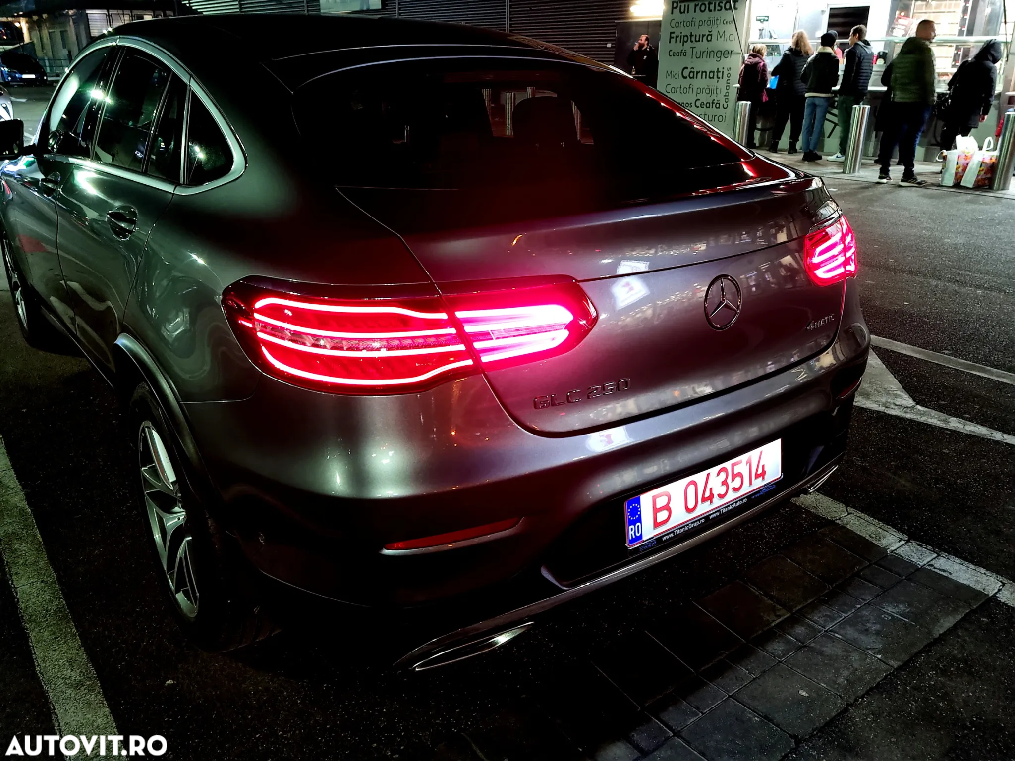 Mercedes-Benz GLC Coupe 250 4Matic 9G-TRONIC AMG Line - 40